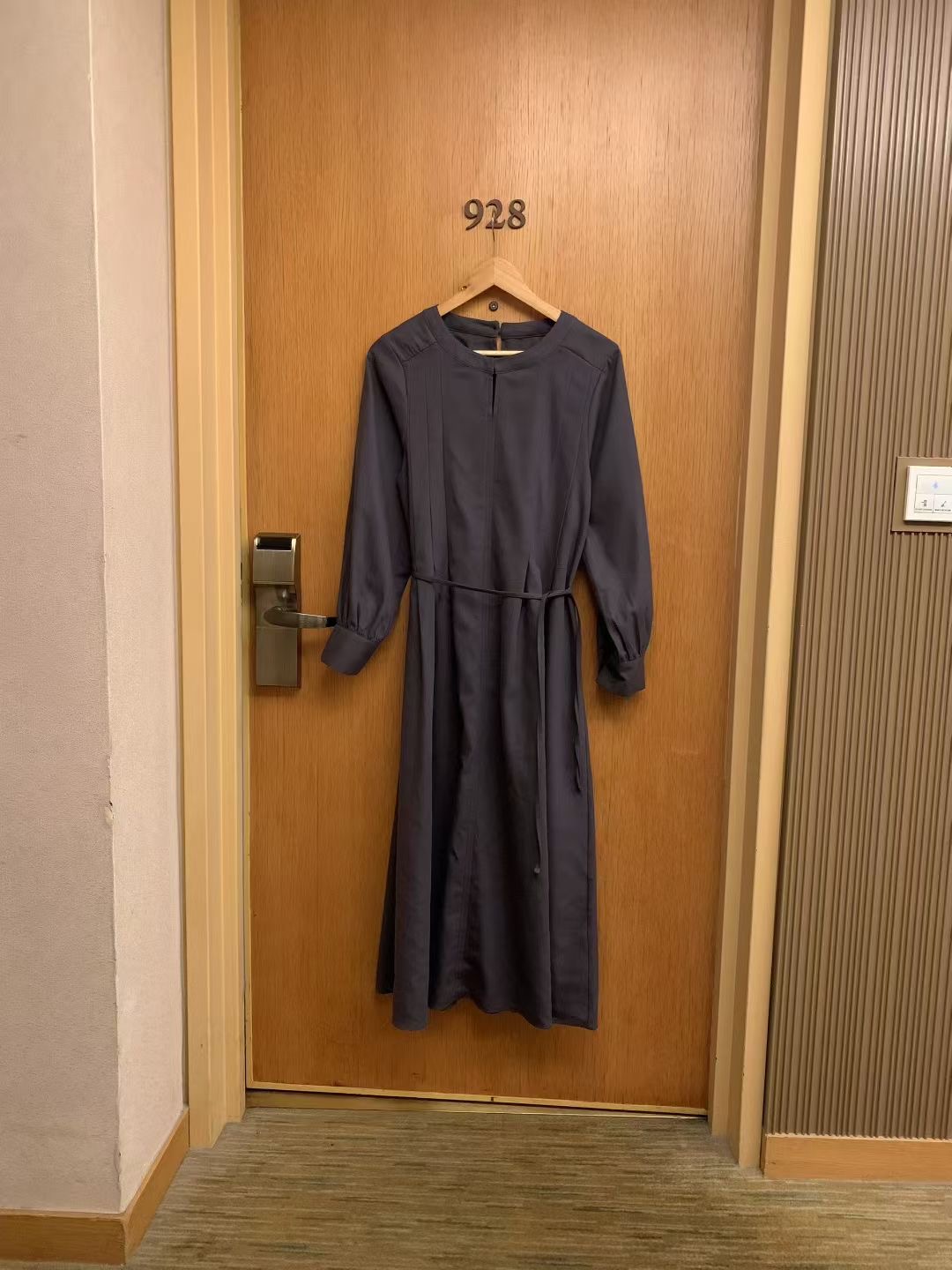 RENOUVEAU東大門㊣直郵女士新品人氣25秋冬熱賣時尚休閑連衣裙RENOUVEAU連衣裙圖色3