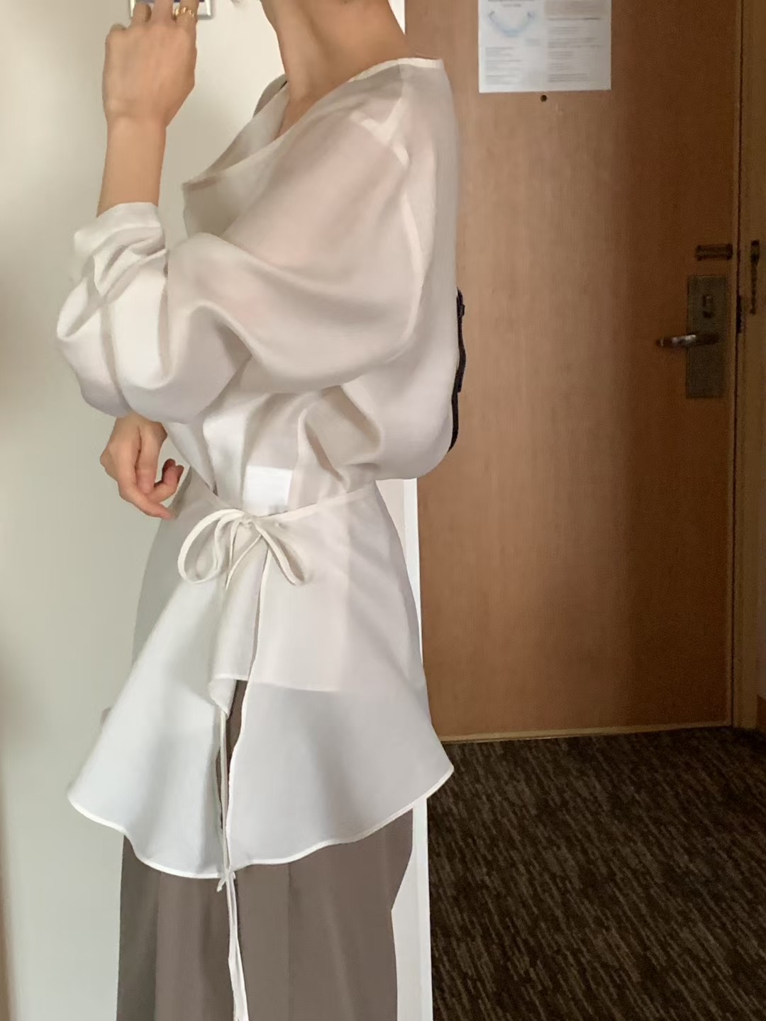 RENOUVEAU韓國代購㊣女士新款時尚熱賣休閑職業推薦襯衫蕾絲衫RENOUVEAU襯衫/蕾絲衫