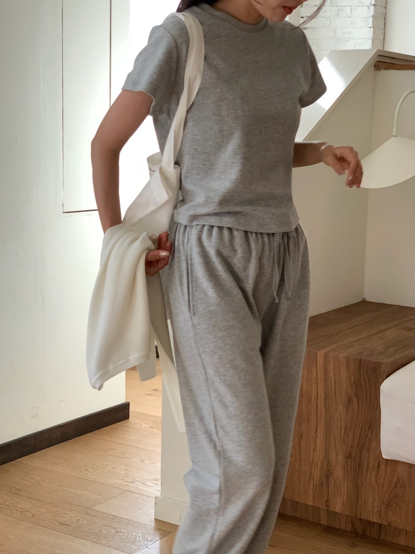 BLEECKER韓國代購㊣女士新款真品25秋冬人氣職業休閑熱賣T恤BLEECKERT恤