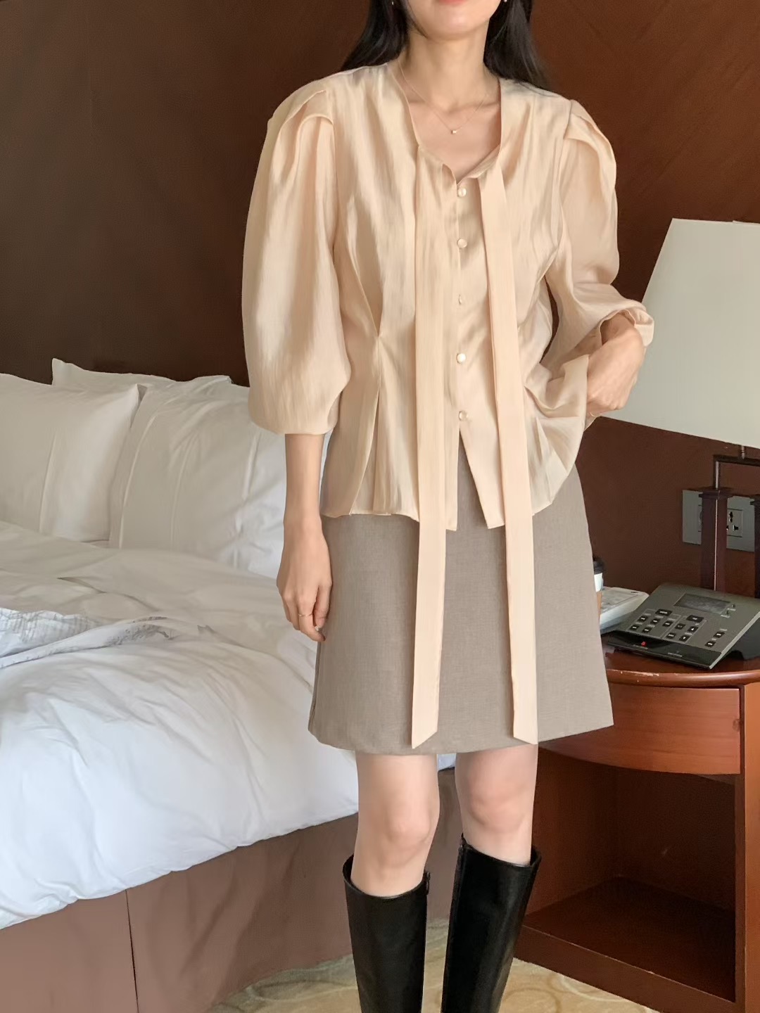 RENOUVEAU東大門㊣直郵女裝新品真品推薦熱賣時尚襯衫蕾絲衫RENOUVEAU襯衫/蕾絲衫
