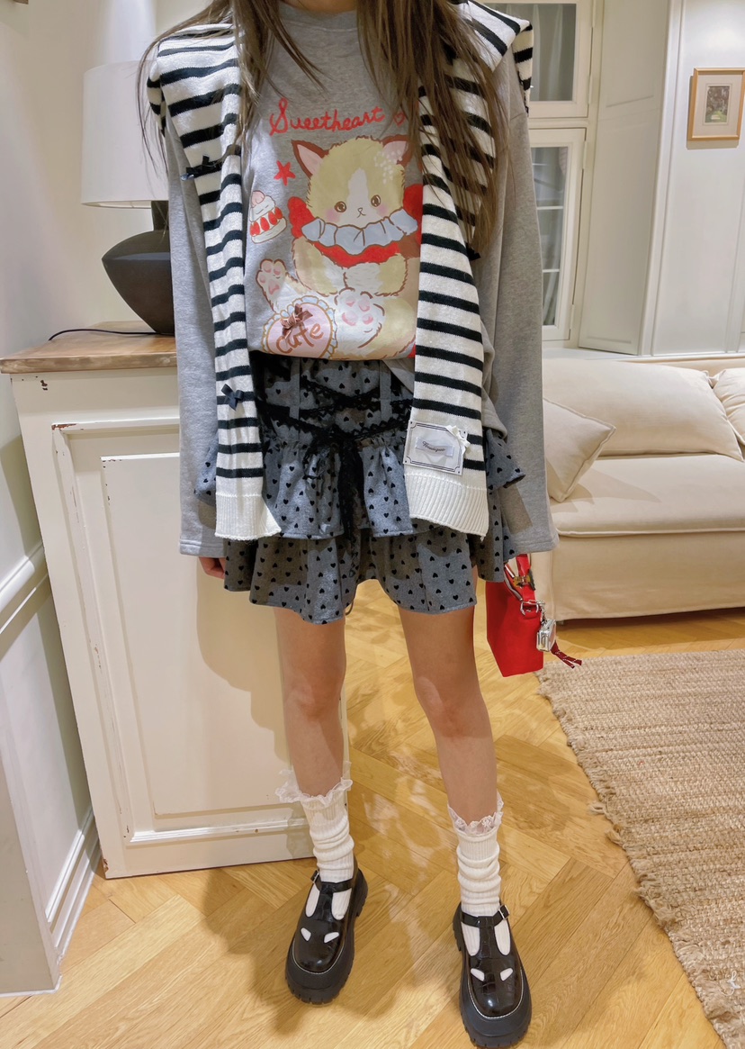 BOUTIQUE-L東大門㊣代購女裝新款休閑推薦熱賣衛衣不含披肩BOUTIQUE-L衛衣