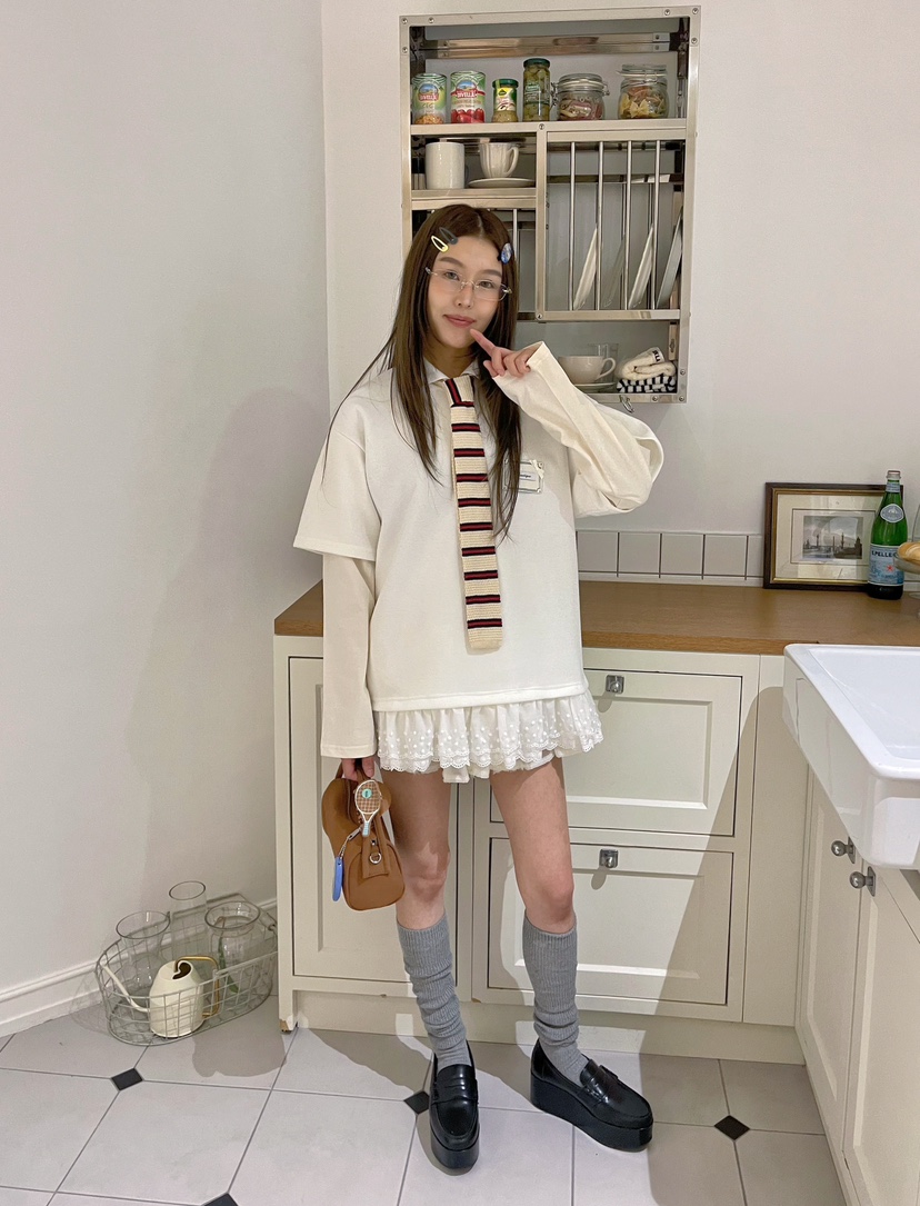 BOUTIQUE-L東大門㊣代購女裝新品推薦人氣休閑衛衣不含領帶BOUTIQUE-L衛衣圖色3