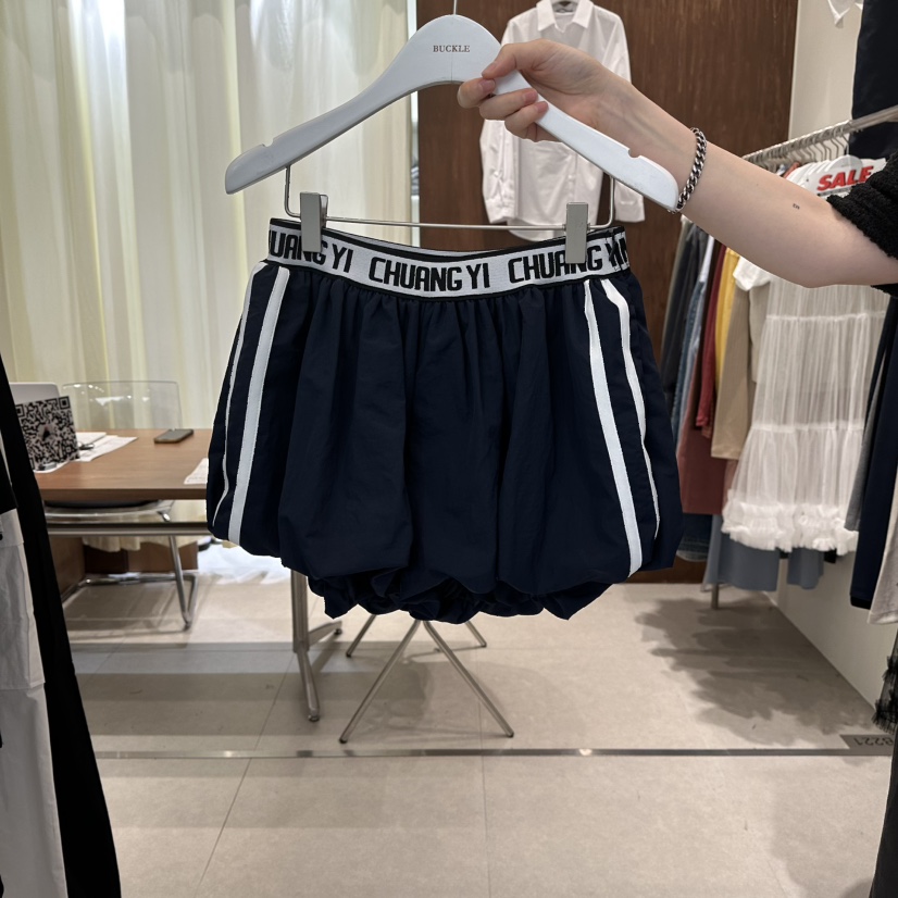 BUCKLE東大門㊣代購女士新品推薦時尚真品25秋冬職業熱賣短褲BUCKLE短褲圖色2深藍色