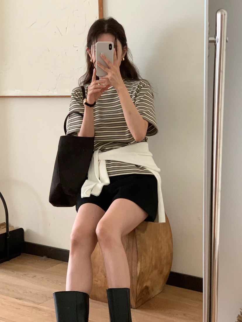 BLEECKER東大門㊣直郵女裝新品熱賣時尚推薦真品休閑人氣T恤BLEECKERT恤