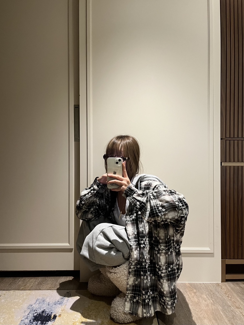 LOVE PULL東大門㊣代購女士新品職業襯衫蕾絲衫連帽衫刺繡格紋LOVE PULL襯衫/蕾絲衫