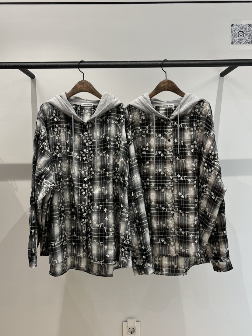 LOVE PULL東大門㊣代購女士新品職業襯衫蕾絲衫連帽衫刺繡格紋LOVE PULL襯衫/蕾絲衫圖色1左一色