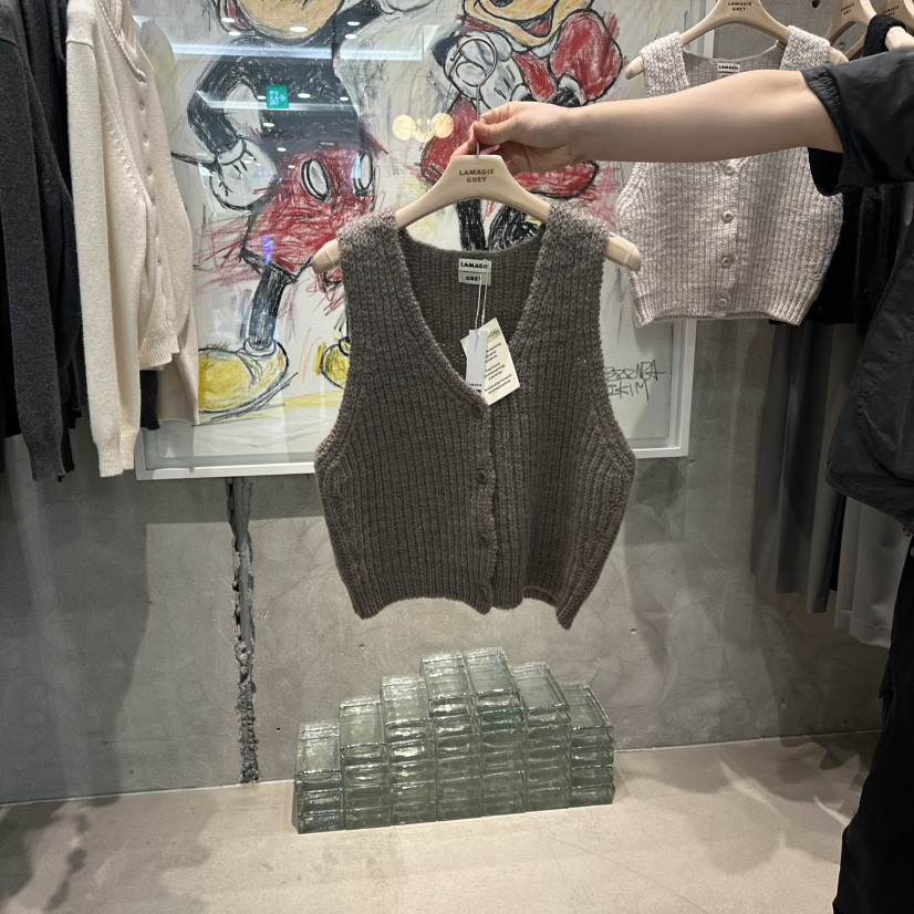 LAMAGIEPIE東大門㊣直郵女士新品真品時尚熱賣職業人氣馬甲LAMAGIE GREY馬甲圖色2