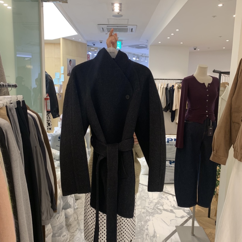 ALMOND東大門㊣代購女裝新品熱賣時尚職業短款大衣手工制作ALMOND短款大衣