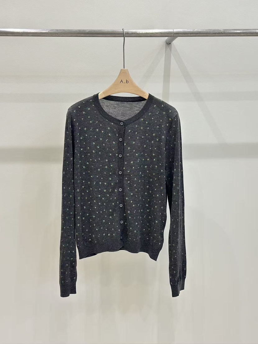 AUTUMN BEIGE-Q東大門㊣直郵女士新品25秋冬時尚休閑長袖T恤A.b/AUTUMN BEIGE長袖T恤圖色1