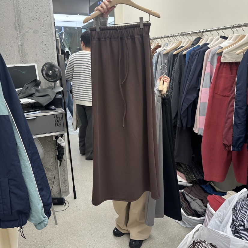 AMOEBA東大門㊣實拍女士新款推薦時尚熱賣職業真品休閑長裙AMOEBA長裙圖色2