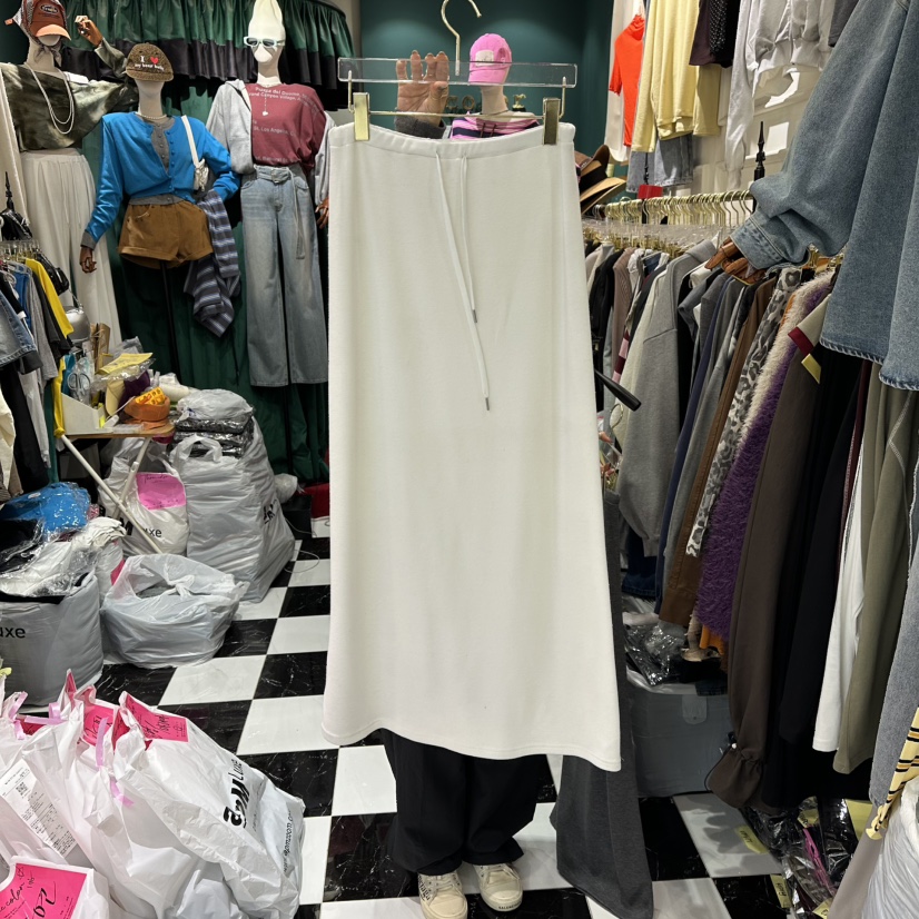 3COLOR東大門㊣代購女裝新款25秋冬長裙奶油色Three color長裙圖色1