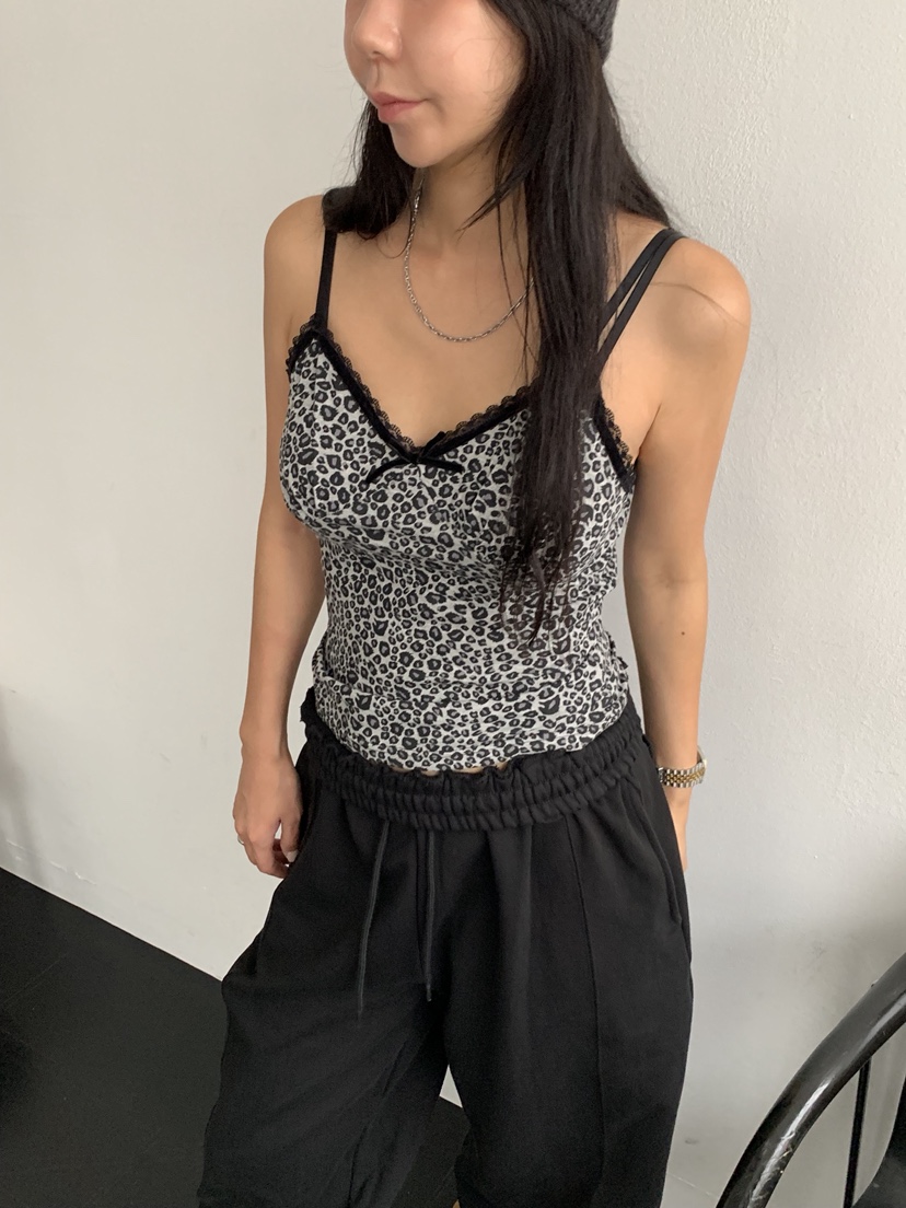 SUNDER MARKET東大門㊣直郵女裝新款熱賣職業吊帶背心天鵝絨SUNDER MARKET吊帶/背心圖色3