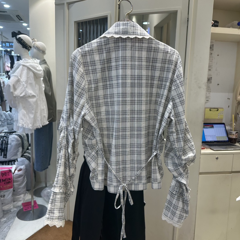 81 MARKET-L韓國直郵㊣女裝新款時尚熱賣人氣真品襯衫蕾絲衫81 MARKET-L襯衫/蕾絲衫