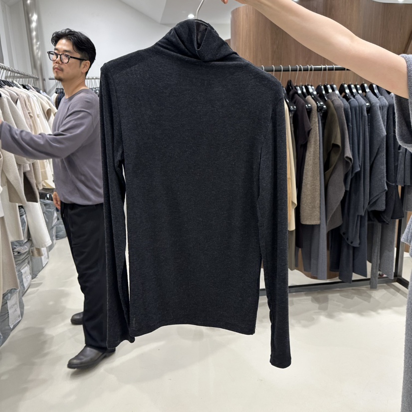 LE EDITION韓國代購㊣女裝新品人氣25秋冬真品長袖T恤刺繡LE EDITION長袖T恤圖色3