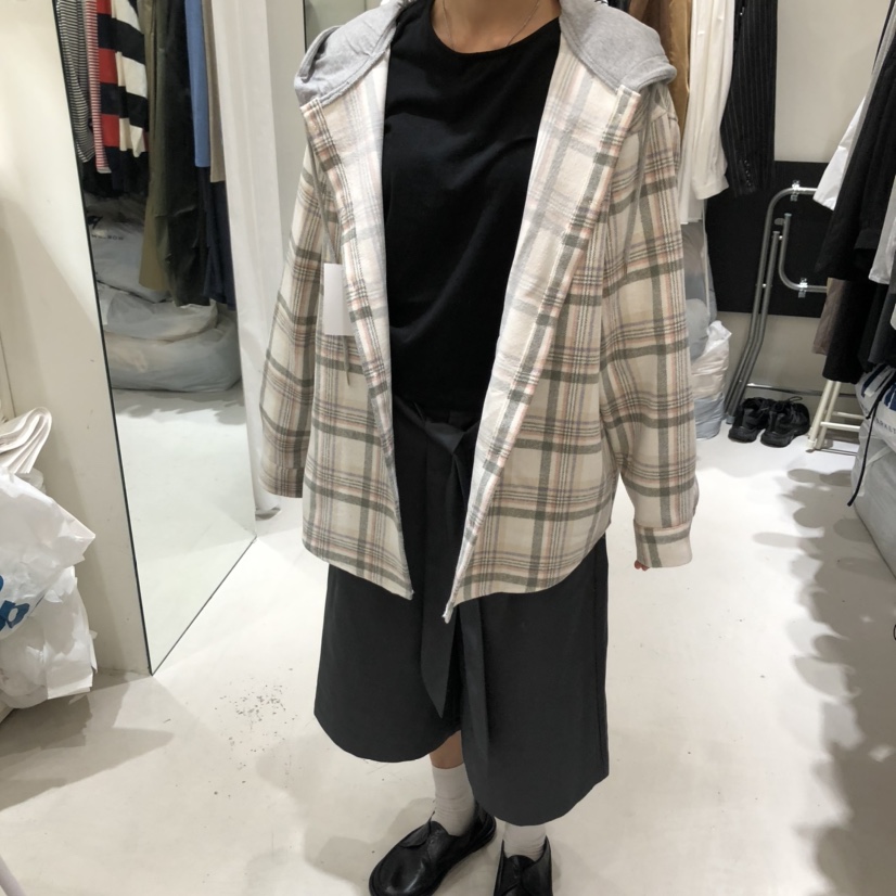 YUNBAL東大門㊣代購女裝新款休閑熱賣時尚職業夾克格紋連帽YUNBAL夾克圖色1