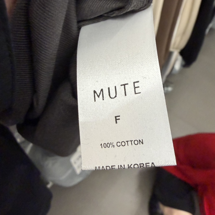 MUTE-P東大門㊣直郵女士新款推薦休閑25秋冬熱賣襯衫蕾絲衫MUTE襯衫/蕾絲衫