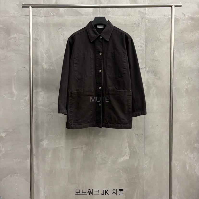 MUTE-P東大門㊣直郵女士新品人氣推薦時尚真品職業休閑夾克MUTE夾克圖色2墨色
