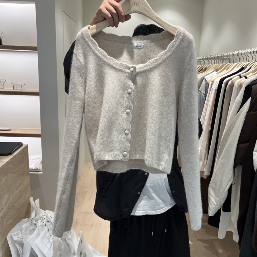 LIFFEY東大門㊣實拍女士新品人氣熱賣推薦職業真品針織衫浣熊LIFFEY針織衫圖色2