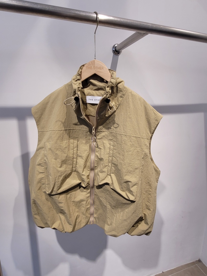 THE OTHER東大門㊣直郵女裝新品熱賣真品人氣休閑馬甲口袋THE OTHER馬甲圖色2