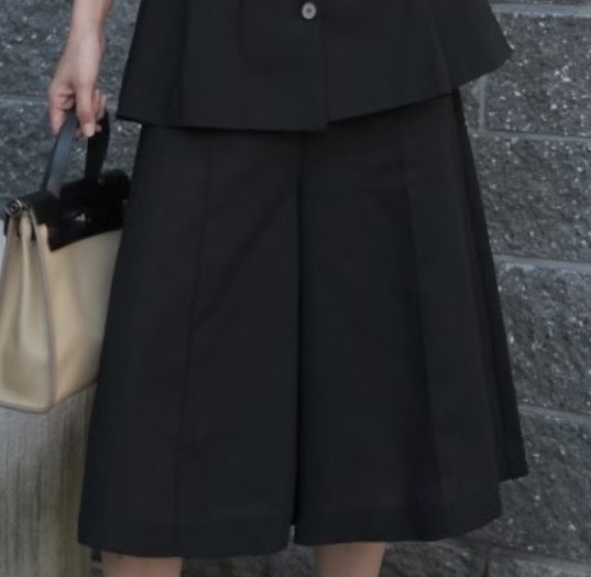 ALLURE韓國直郵㊣女士新品真品熱賣時尚25秋冬推薦休閑短褲ALLURE短褲圖色1