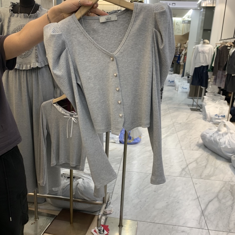BEEN-A韓國代購㊣女裝新品人氣推薦真品25秋冬時尚長袖T恤BEEN-A長袖T恤圖色2