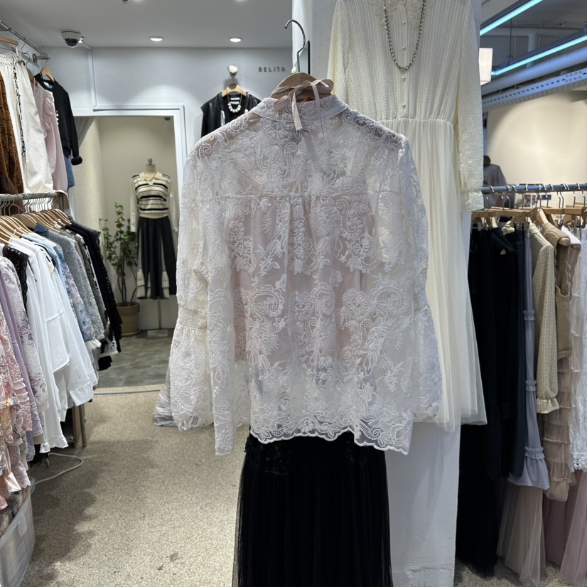 BELITA東大門㊣直郵女裝新品真品時尚職業襯衫蕾絲衫不含項鏈BELITA襯衫/蕾絲衫