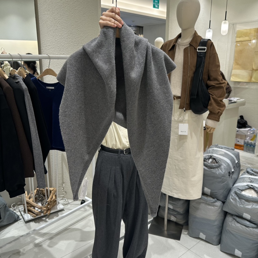 BLUEI-D東大門㊣代購女裝新品熱賣職業25秋冬人氣圍巾披肩Blue i-d圍巾/披肩圖色1