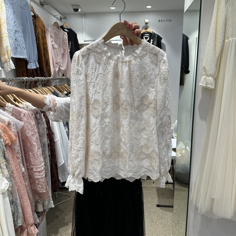 BELITA韓國代購㊣女裝新品25秋冬推薦襯衫蕾絲衫不含項鏈刺繡BELITA襯衫/蕾絲衫圖色2