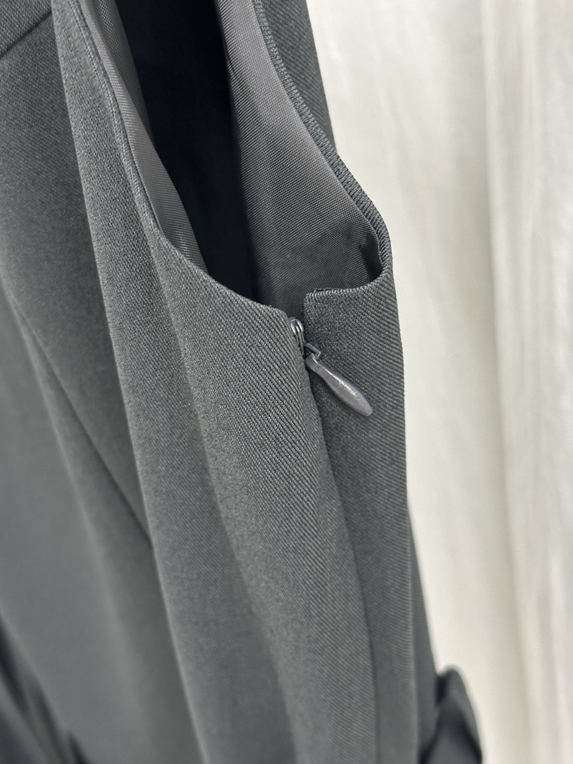 RIVER RAIN東大門㊣實拍女士新品25秋冬熱賣連衣裙不含內搭RIVER RAIN連衣裙