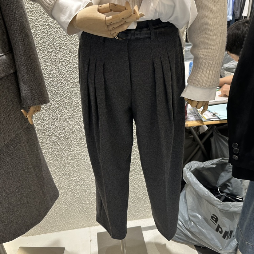 BLUEI-D東大門㊣直郵女裝新品真品時尚休閑休閑褲不含腰帶Blue i-d休閑褲圖色1