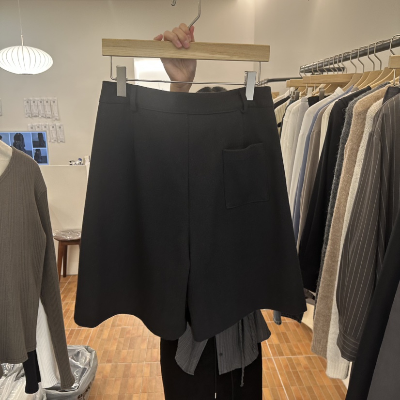 LOGON東大門㊣實拍女士新品時尚25秋冬推薦真品短褲不含腰帶LOGON短褲