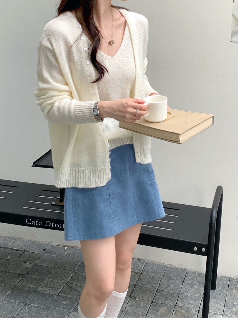 CRONG韓國代購㊣女裝新品推薦時尚熱賣真品套裝套裝開衫紐扣CRONG套裝