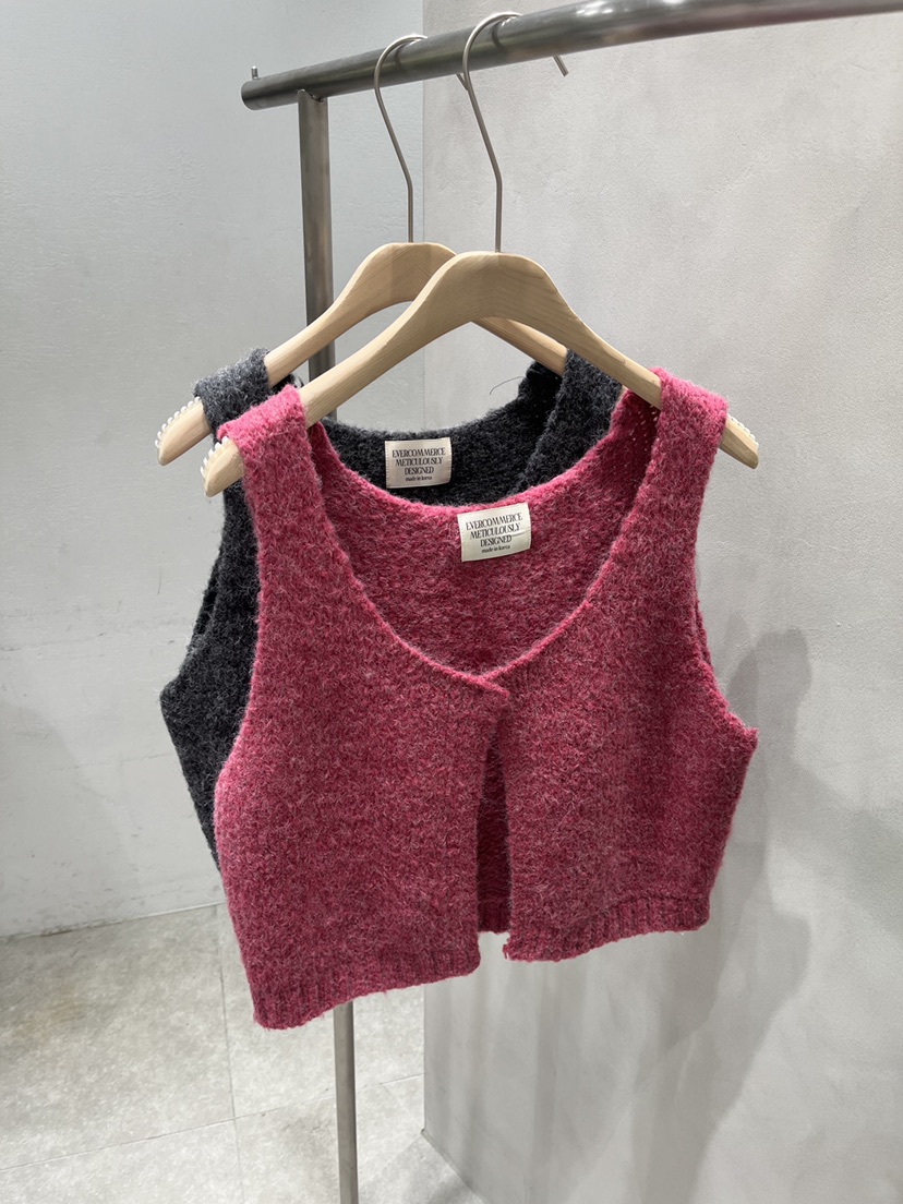 EVERCOMMERCE METICULOUSLY DESIGNED東大門㊣代購女士新款25秋冬馬甲羊駝EVERCOMMERCE馬甲