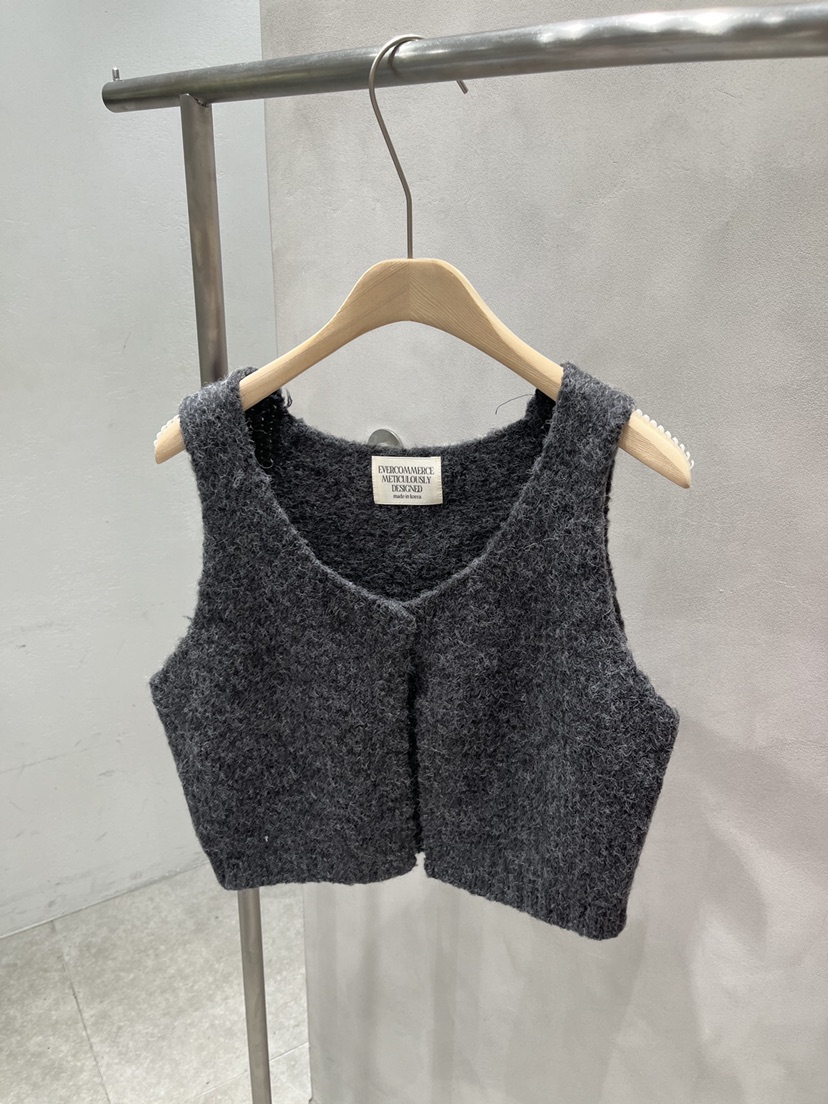 EVERCOMMERCE METICULOUSLY DESIGNED東大門㊣代購女士新款25秋冬馬甲羊駝EVERCOMMERCE馬甲圖色3