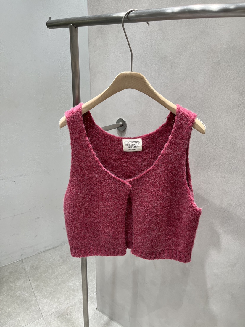 EVERCOMMERCE METICULOUSLY DESIGNED東大門㊣代購女士新款25秋冬馬甲羊駝EVERCOMMERCE馬甲圖色4