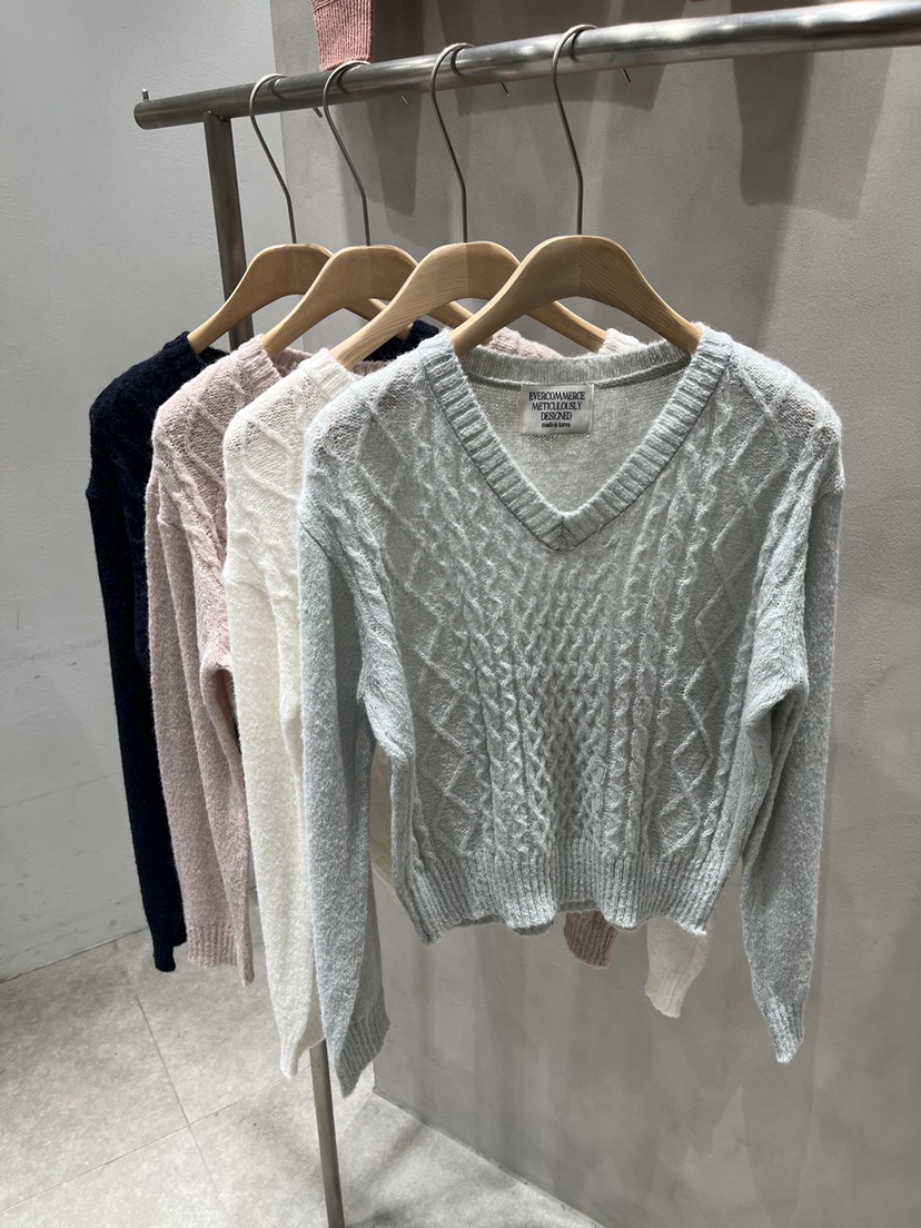 EVERCOMMERCE METICULOUSLY DESIGNED東大門㊣代購女士新品人氣針織衫EVERCOMMERCE針織衫