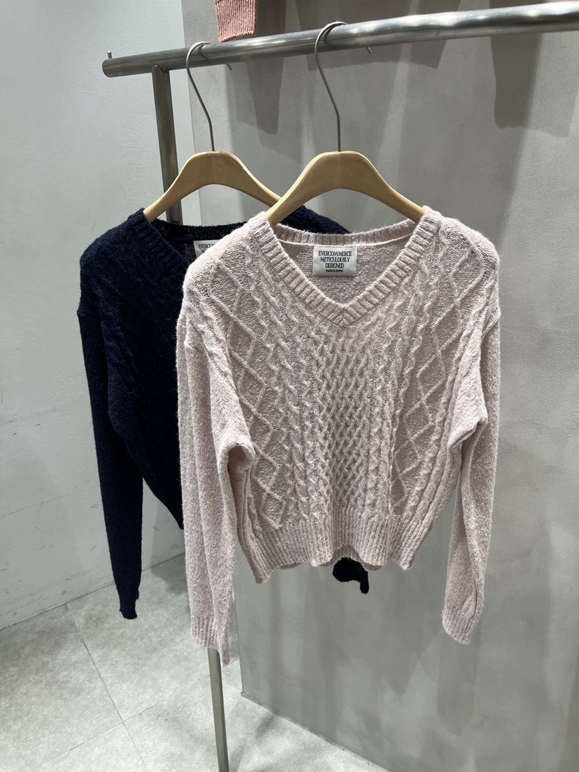 EVERCOMMERCE METICULOUSLY DESIGNED東大門㊣代購女士新品人氣針織衫EVERCOMMERCE針織衫