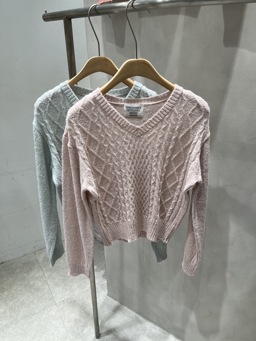 EVERCOMMERCE METICULOUSLY DESIGNED東大門㊣代購女士新品人氣針織衫EVERCOMMERCE針織衫