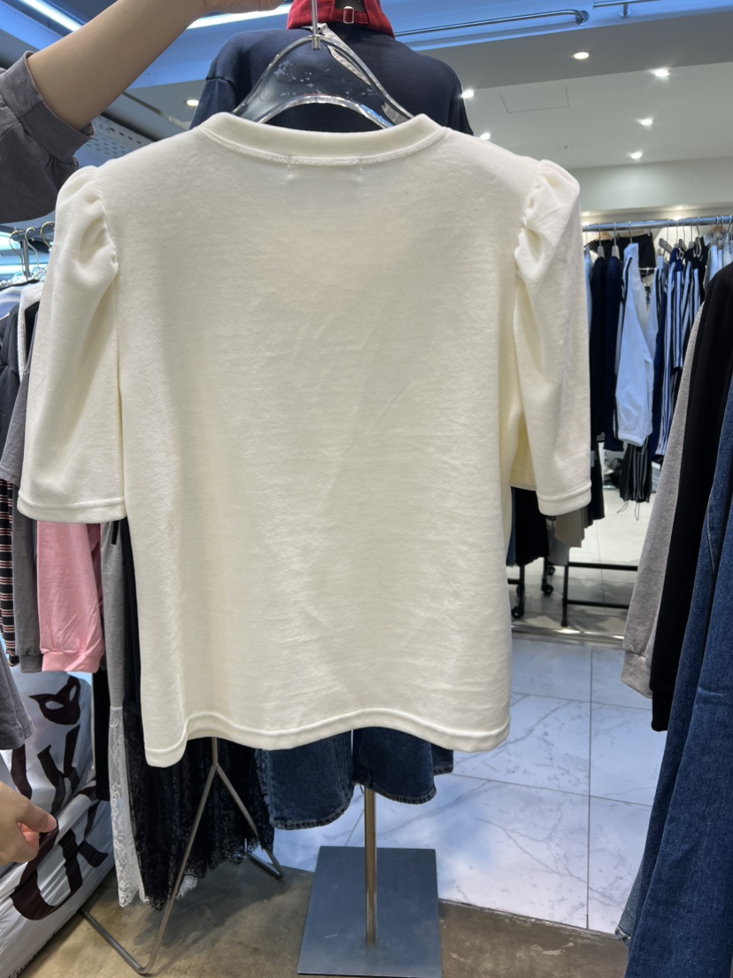 BLUE BANANA東大門㊣直郵女裝新品真品職業推薦人氣T恤圍巾BLUE BANANAT恤