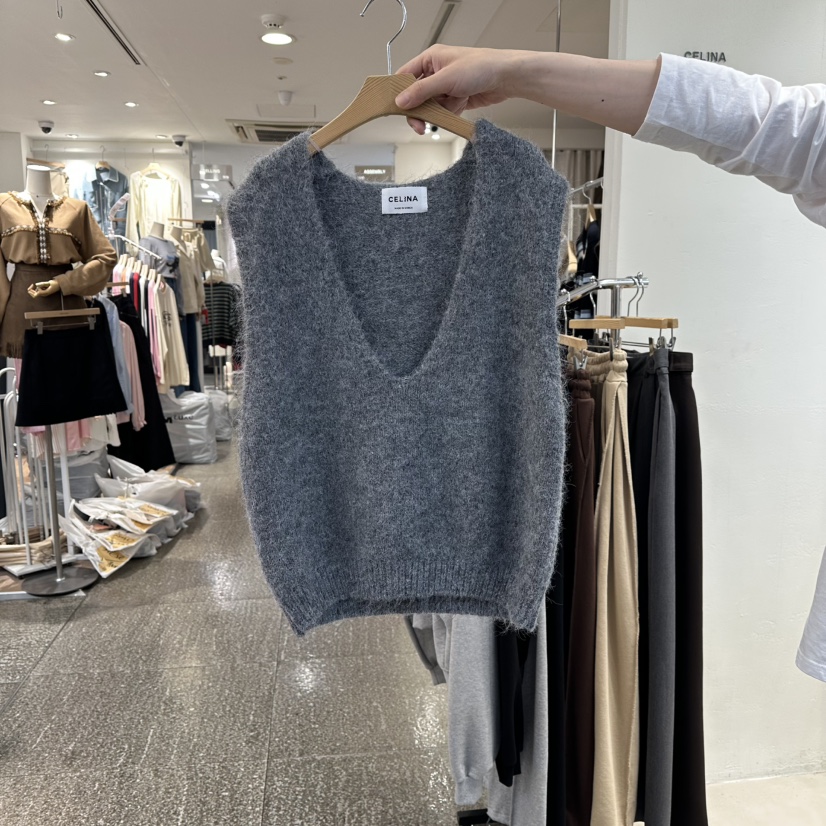 CELINA韓國代購㊣女裝新品25秋冬熱賣休閑人氣推薦吊帶背心CELI_NA吊帶/背心圖色1