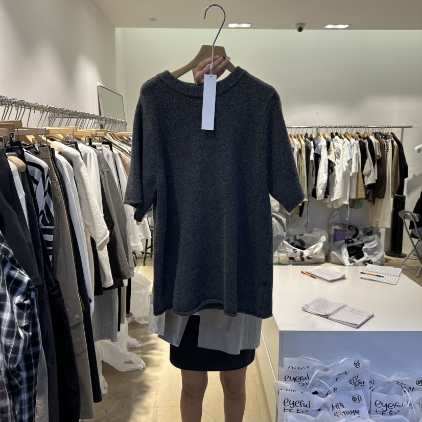 EYEFUL-Q東大門㊣直郵女士新品休閑熱賣人氣真品職業T恤寬松eyefulT恤圖色2