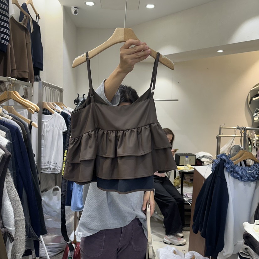HIPTIQUE韓國代購㊣女士新款時尚真品人氣25秋冬吊帶背心荷葉邊HIPTIQUE吊帶/背心