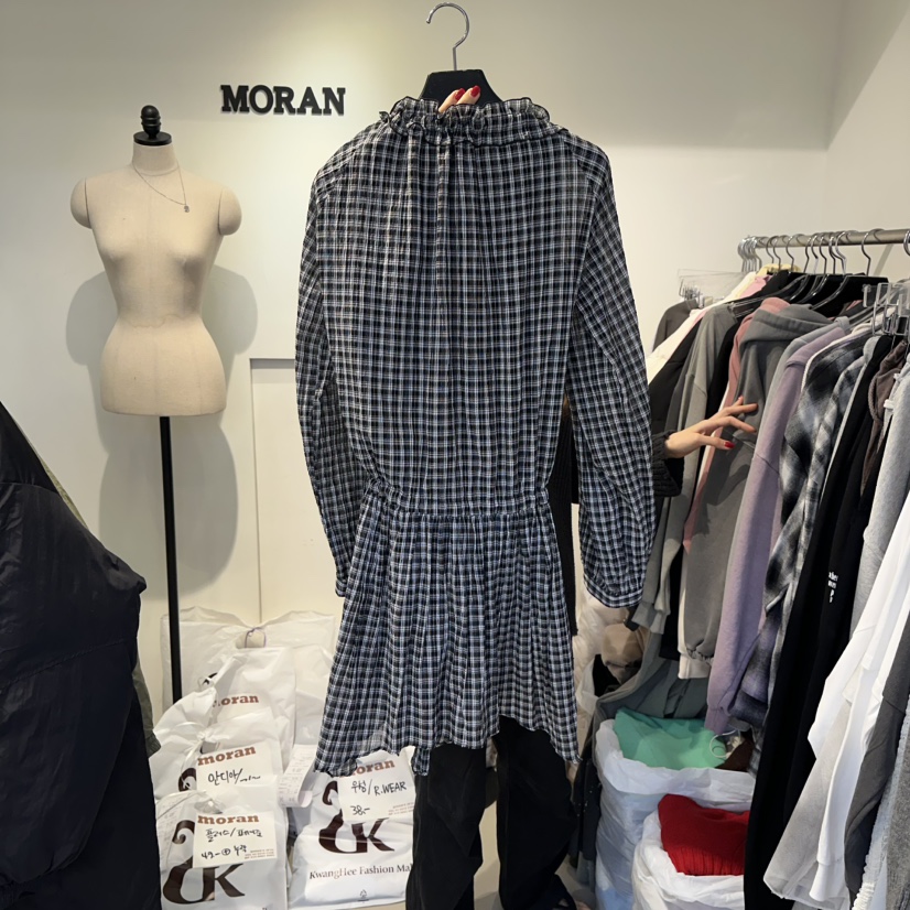 MORAN東大門㊣直郵女裝新品熱賣25秋冬職業連衣裙不含腰帶格紋MORAN/MOSCO連衣裙