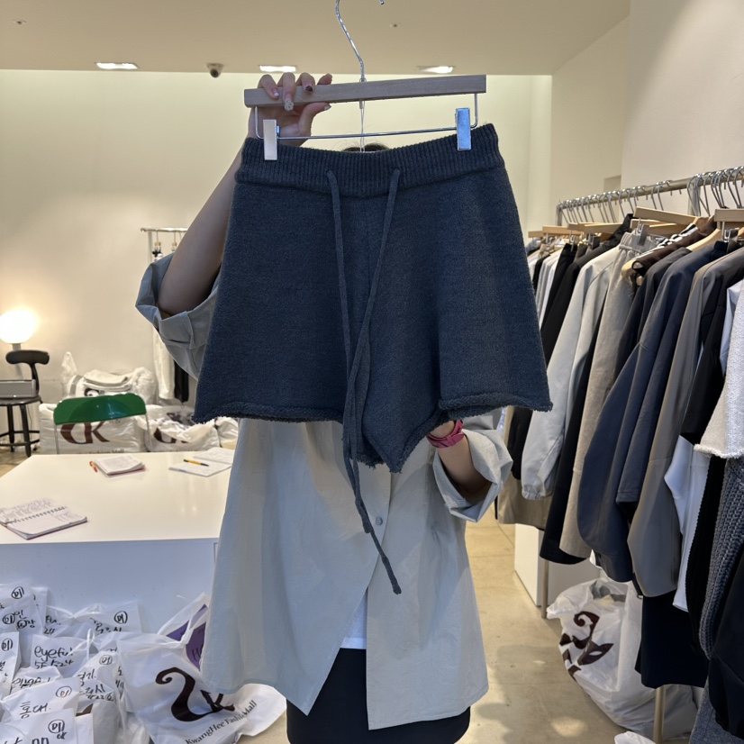 EYEFUL-Q韓國直郵㊣女士新品職業人氣推薦時尚真品25秋冬短褲eyeful短褲圖色2墨色