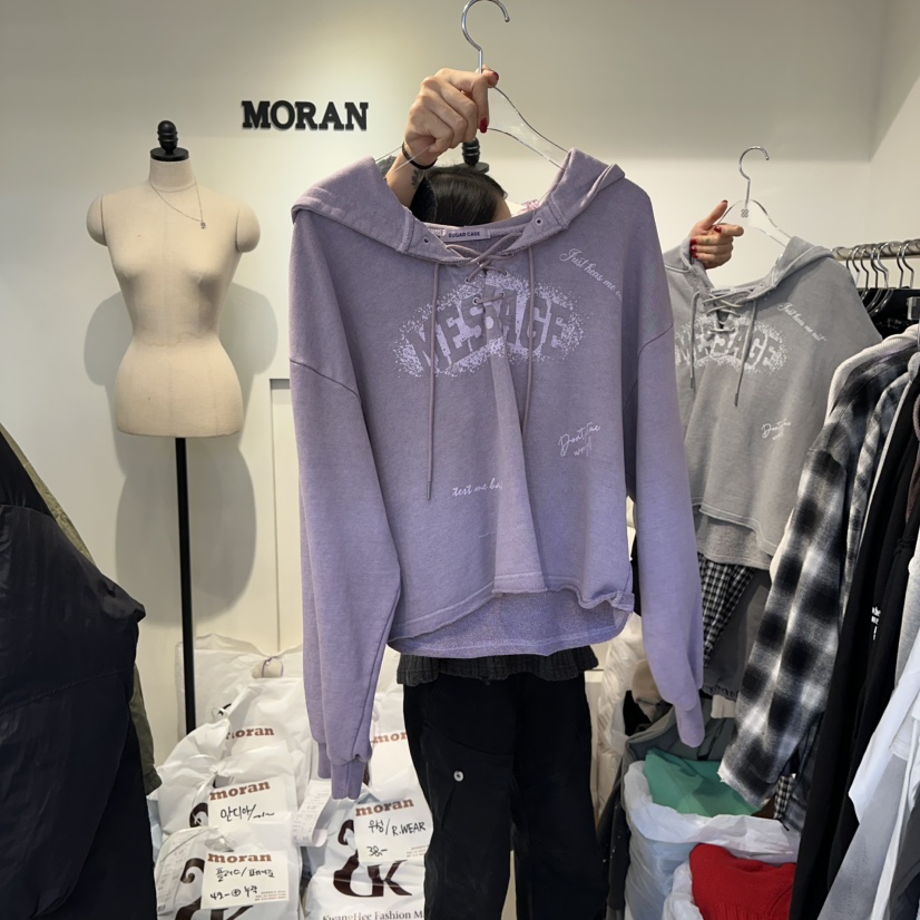 MORAN韓國直郵㊣女士新品熱賣休閑時尚人氣職業衛衣連帽衫短款MORAN/MOSCO衛衣圖色2