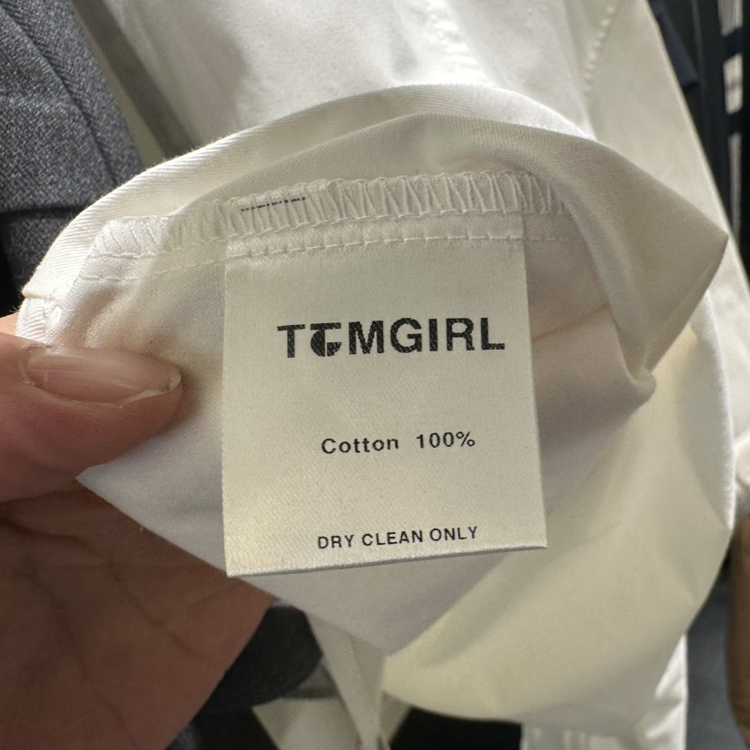 TOMGIRL東大門㊣直郵女士新品職業真品推薦襯衫蕾絲衫含領帶TOMGIRL襯衫/蕾絲衫