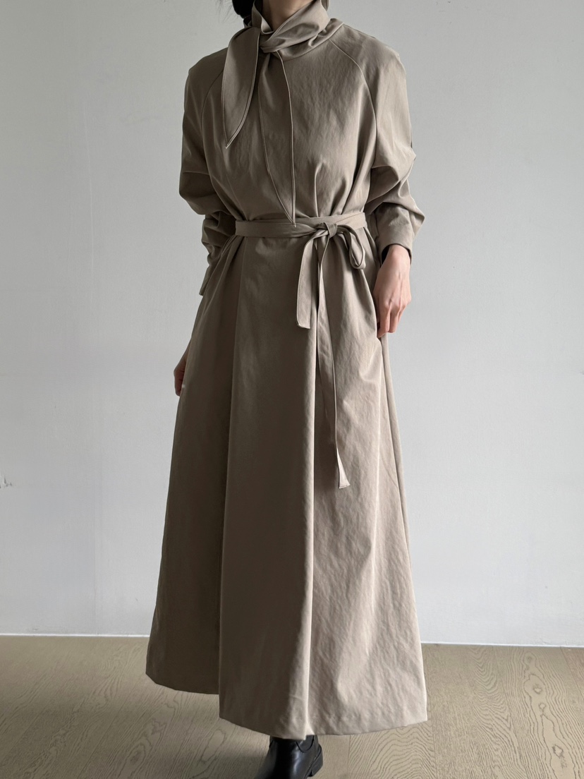 ADELINE東大門㊣代購女士新品真品熱賣時尚休閑長款風衣含腰帶ADELINE長款風衣
