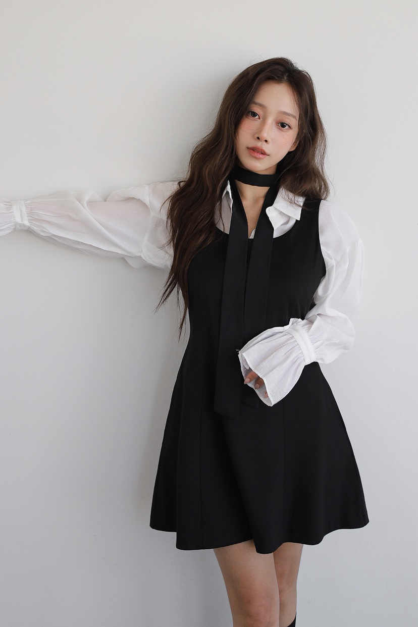 SLIT韓國直郵㊣女裝新款25秋冬人氣休閑真品時尚職業連衣裙SLIT連衣裙