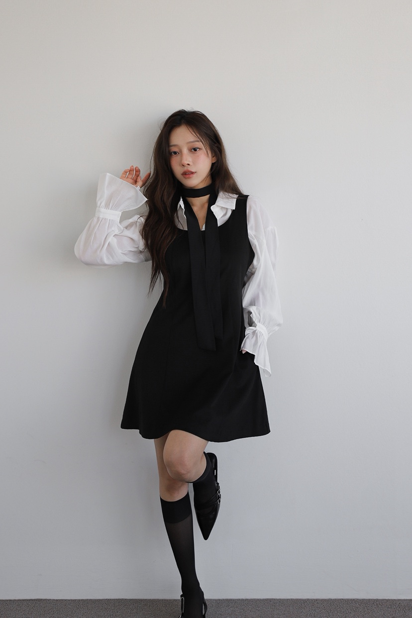 SLIT韓國直郵㊣女裝新款25秋冬人氣休閑真品時尚職業連衣裙SLIT連衣裙
