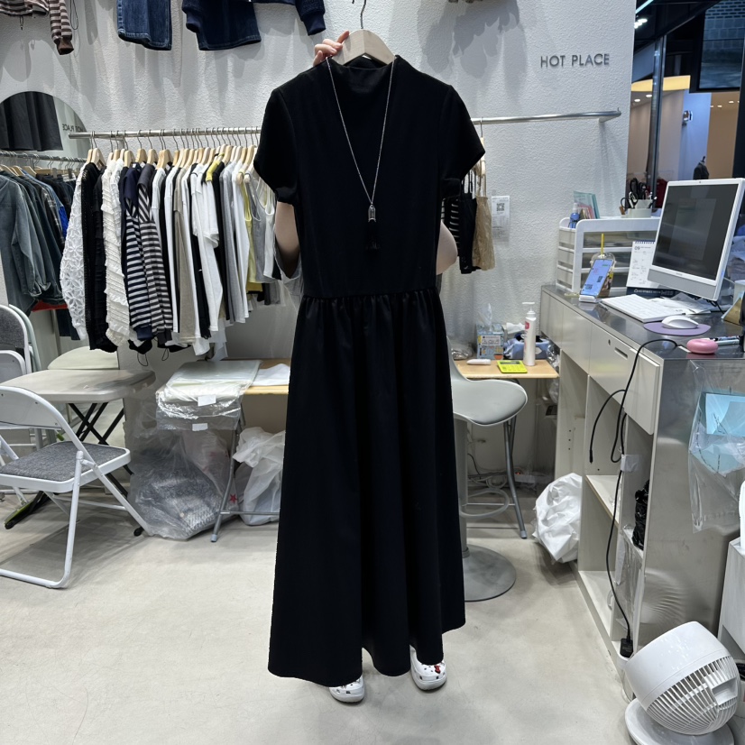 HOT PLACE東大門㊣代購女裝新款熱賣時尚25秋冬連衣裙不含項鏈HOT PLACE/DREAM GIRIS連衣裙圖色2